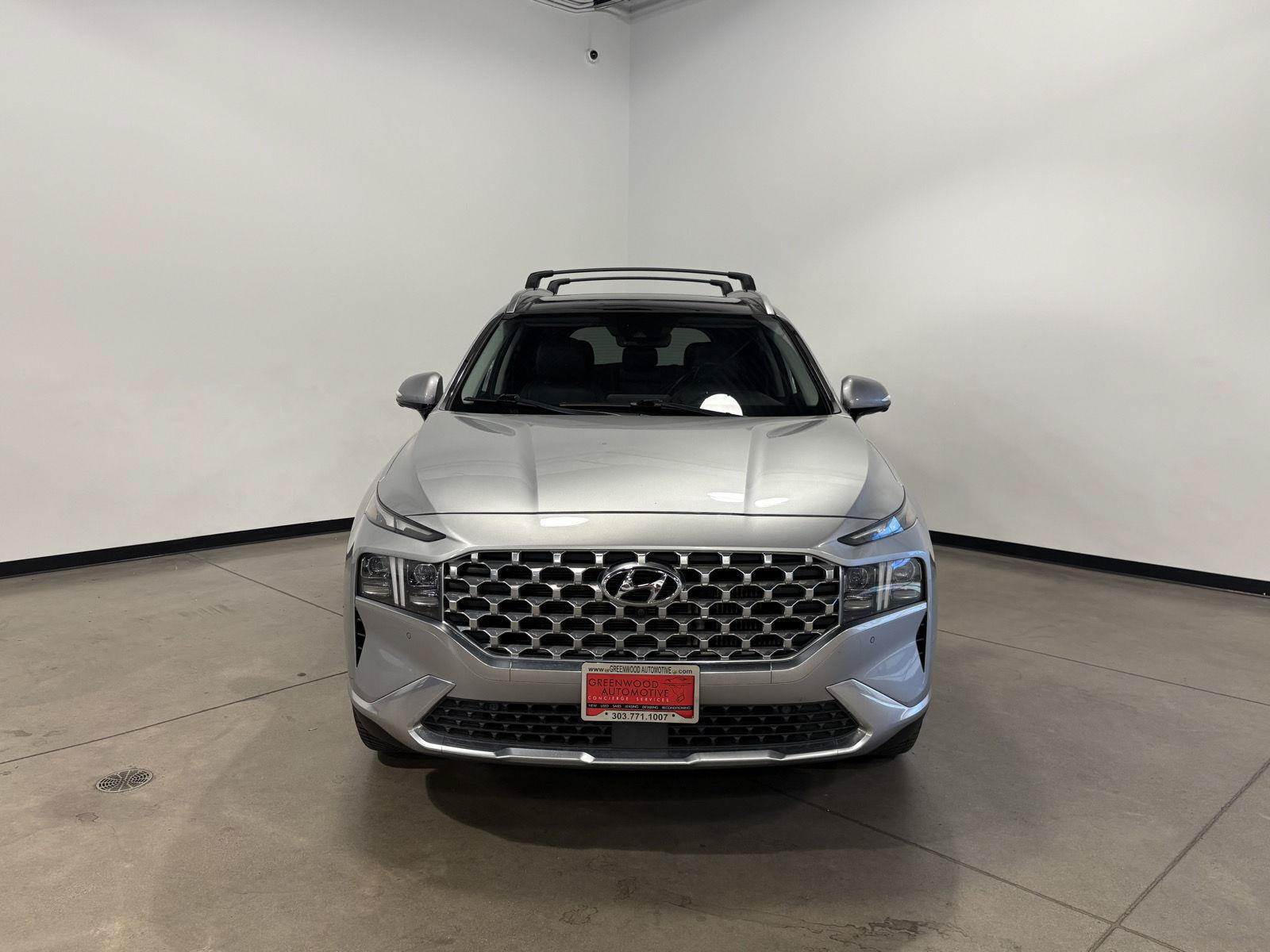 Used 2022 Hyundai Santa Fe Limited w/ Cargo Package AWD/4WD image 4