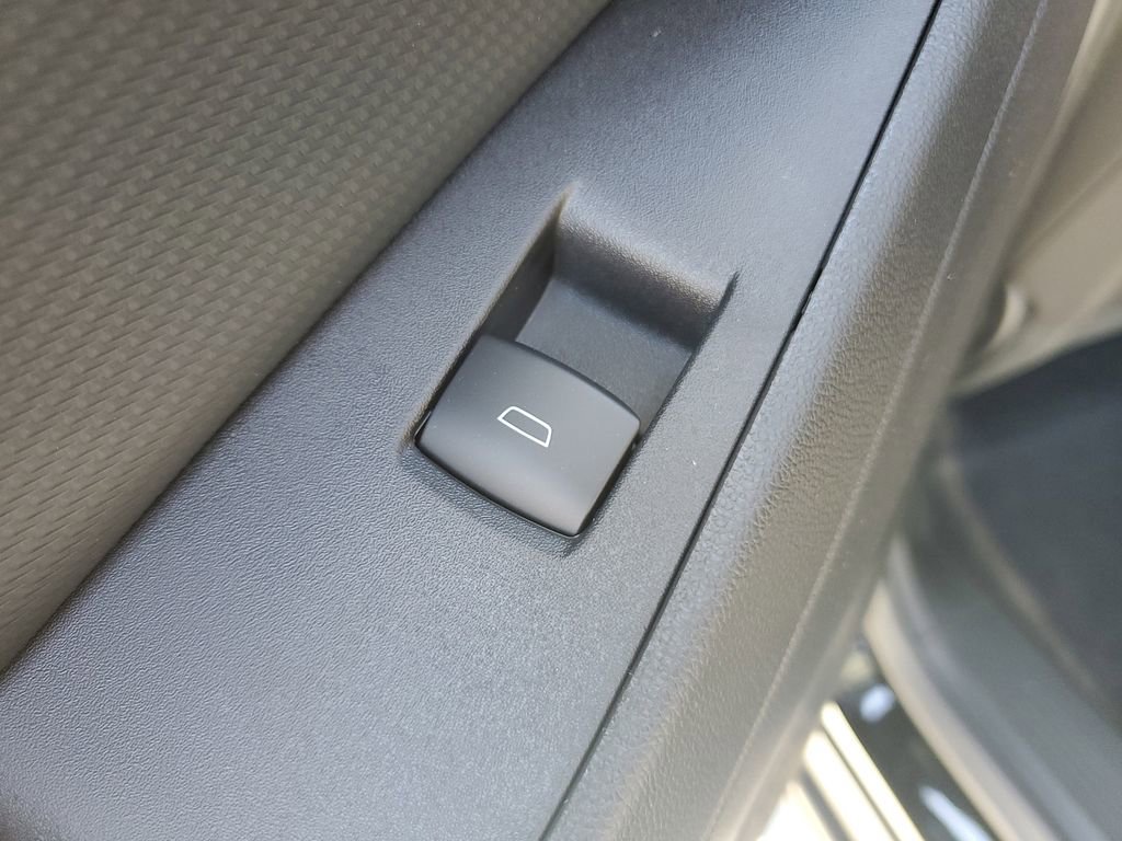 New 2026 Chevrolet Equinox LT image 16