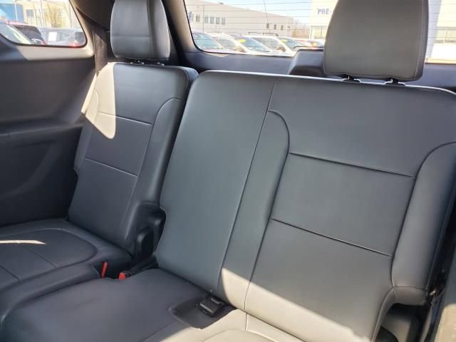 Used 2018 Chevrolet Traverse Premier AWD/4WD image 12