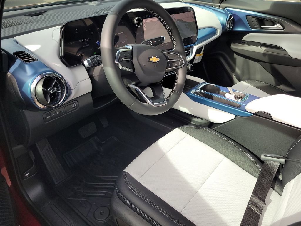 New 2026 Chevrolet Equinox EV LT image 10
