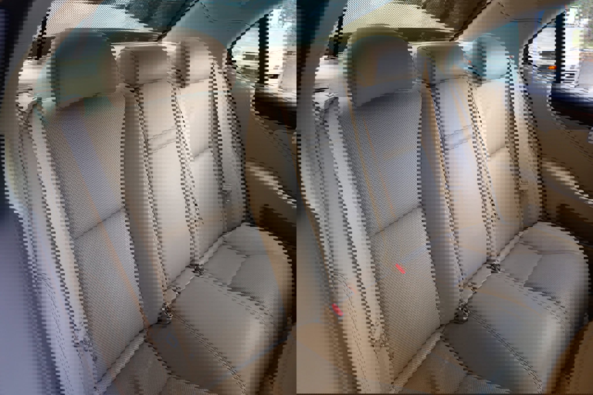 Used 2015 Lexus LS 460 image 17