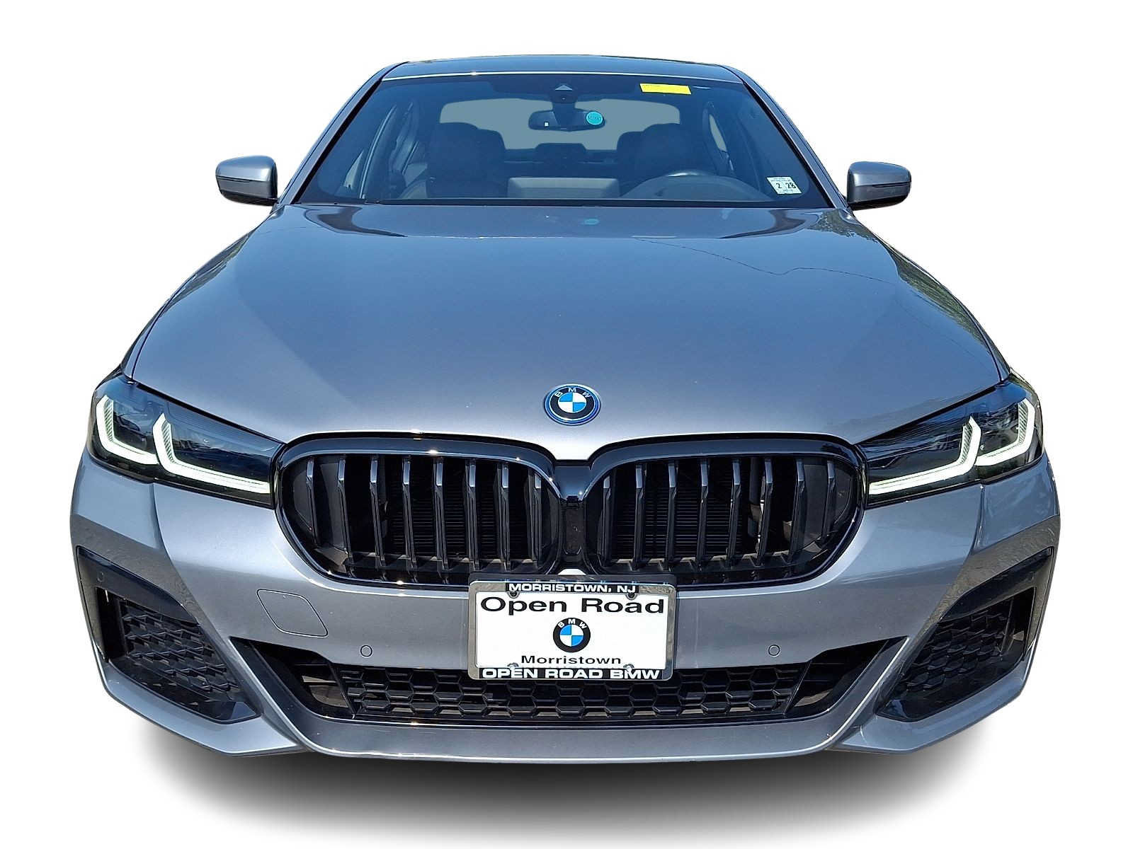 Used 2023 BMW 530e xDrive w/ Premium Package AWD/4WD image 2