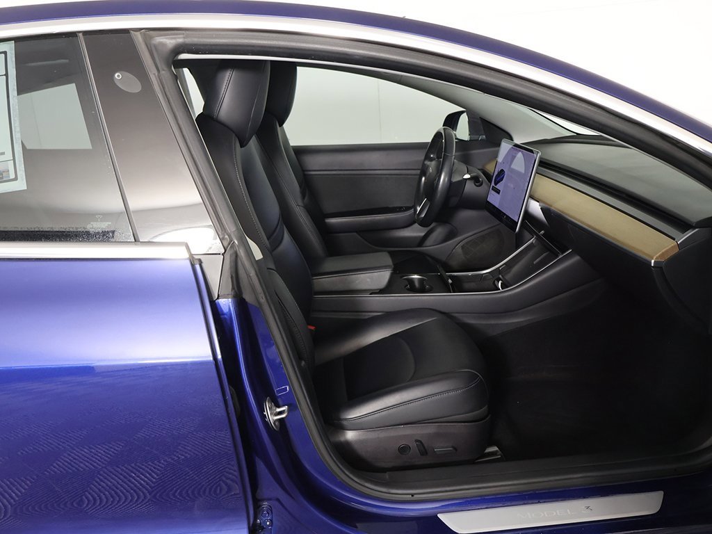 Used 2018 Tesla Model 3 Long Range image 29