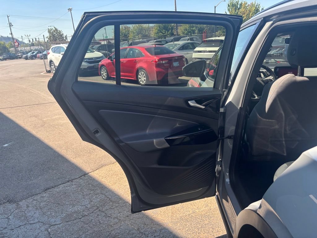 Used 2022 Volkswagen ID.4 Pro AWD/4WD image 21