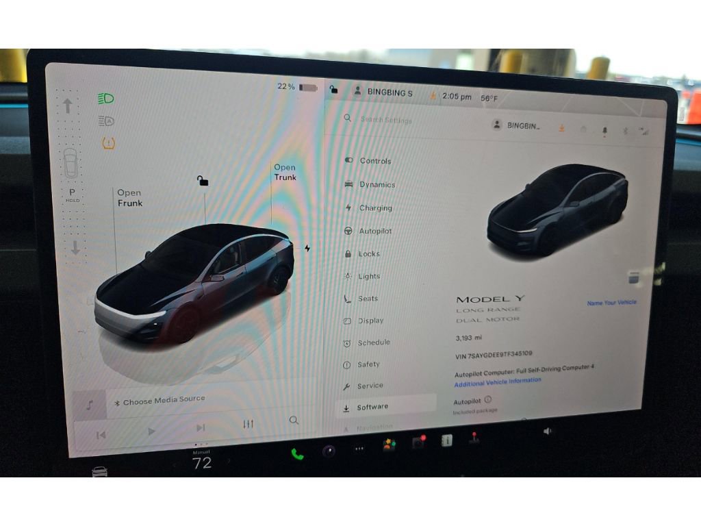 Used 2026 Tesla Model Y Long Range image 3