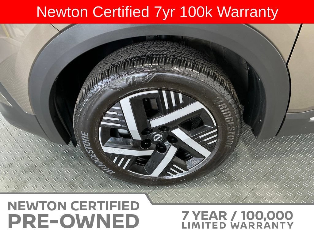 Used 2025 Nissan Kicks SV FWD image 39