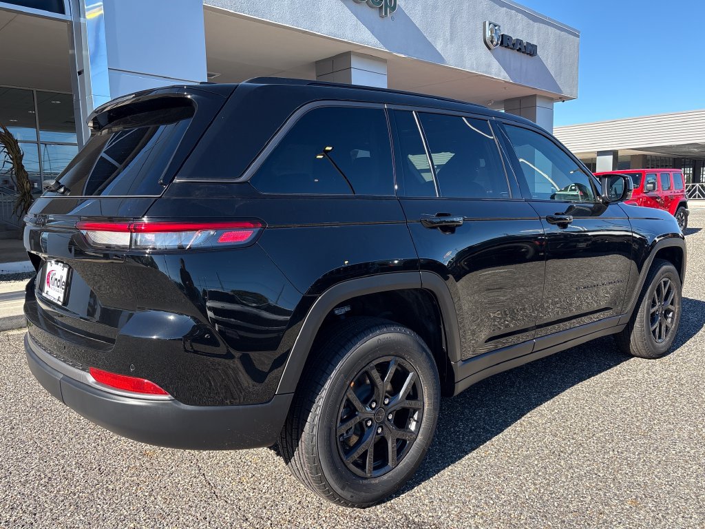 New 2027 Jeep Grand Cherokee 4WD image 27