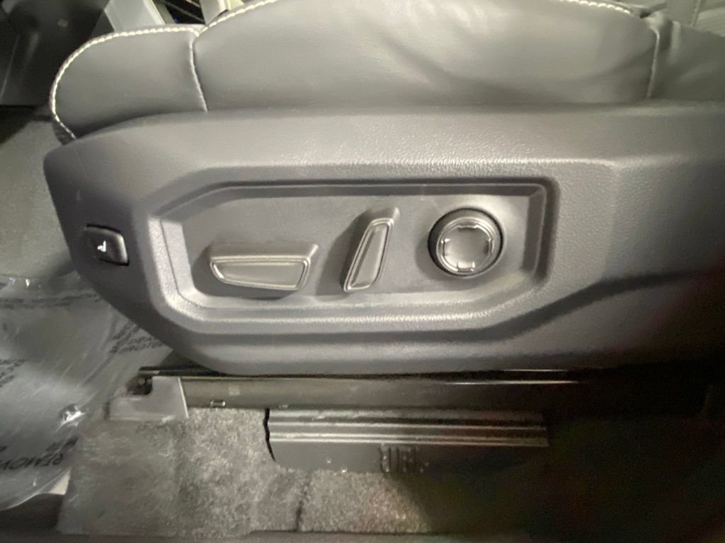 Used 2024 Toyota Sequoia Capstone AWD/4WD image 25