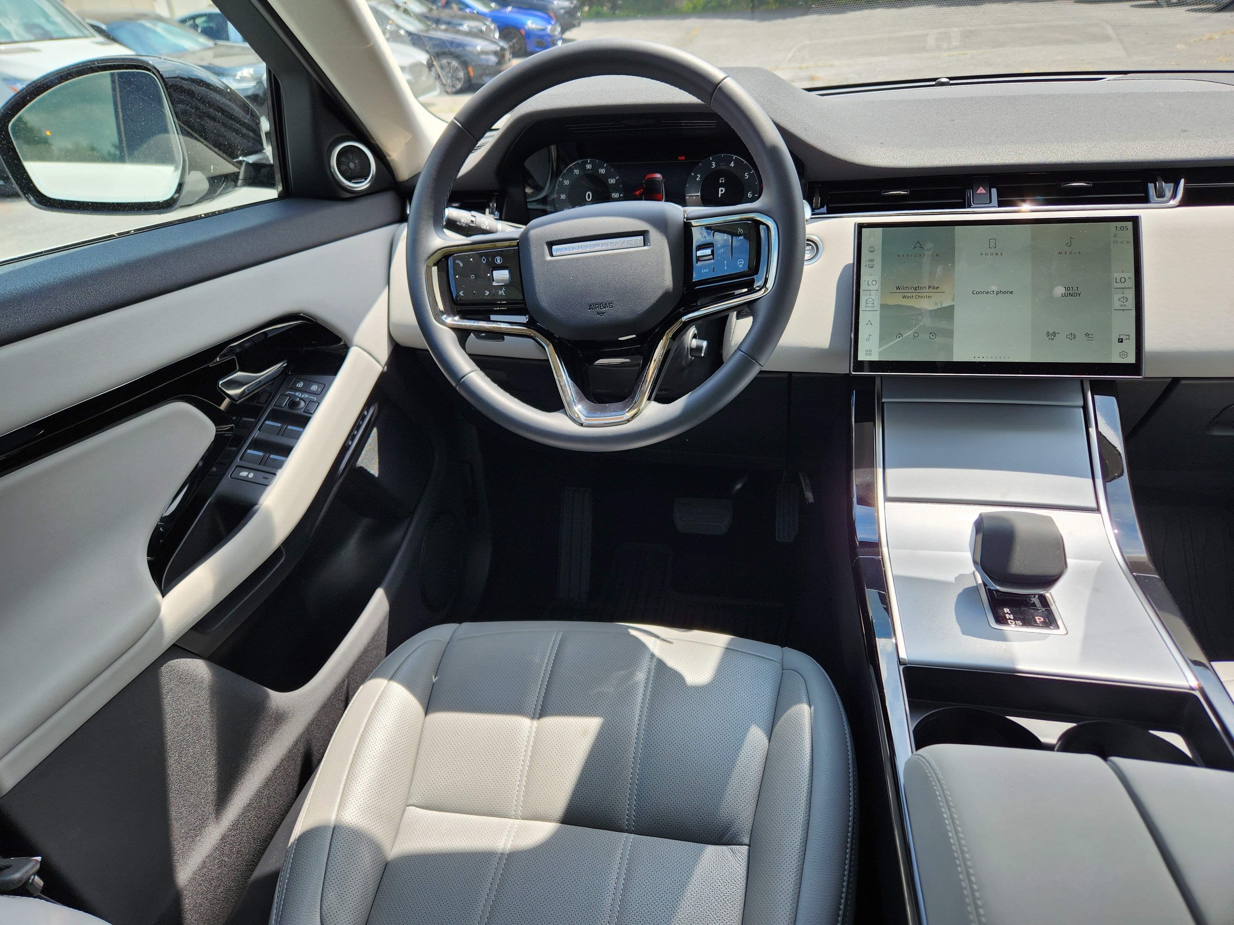 Certified 2025 Land Rover Range Rover Evoque S AWD/4WD image 13
