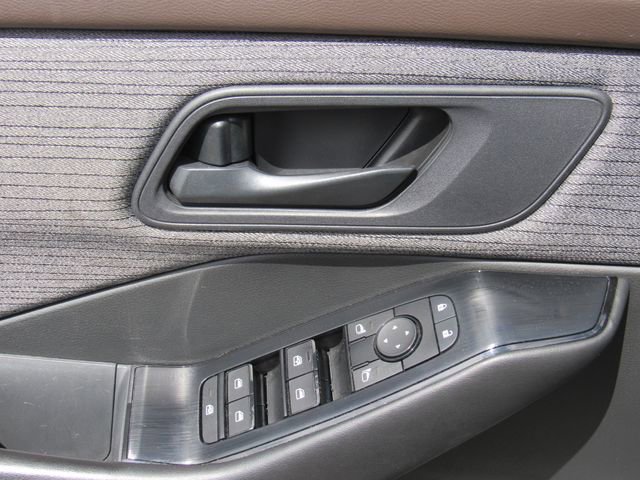 Certified 2023 Nissan Rogue S image 20