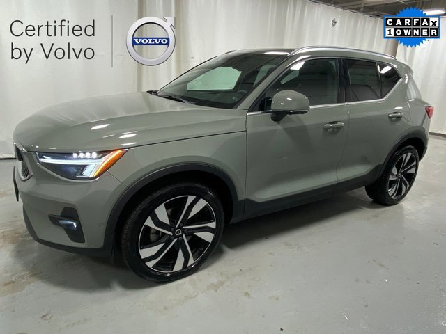 Certified 2024 Volvo XC40 B5 Plus w/ Protection Package Premier