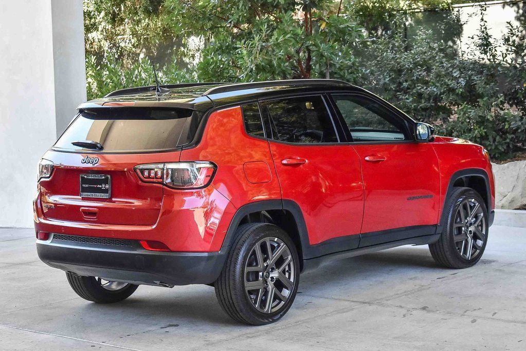 New 2026 Jeep Compass Limited image 6