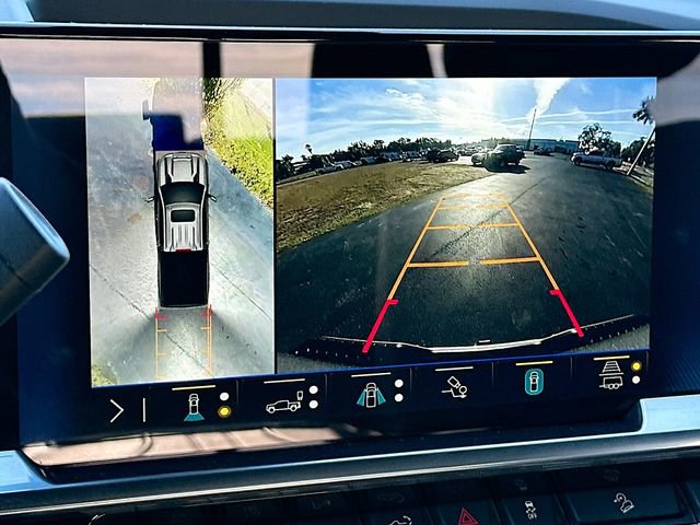 Used 2025 Chevrolet Silverado 2500 High Country image 14