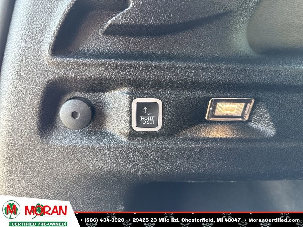 Used 2023 Jeep Grand Cherokee L Limited image 34