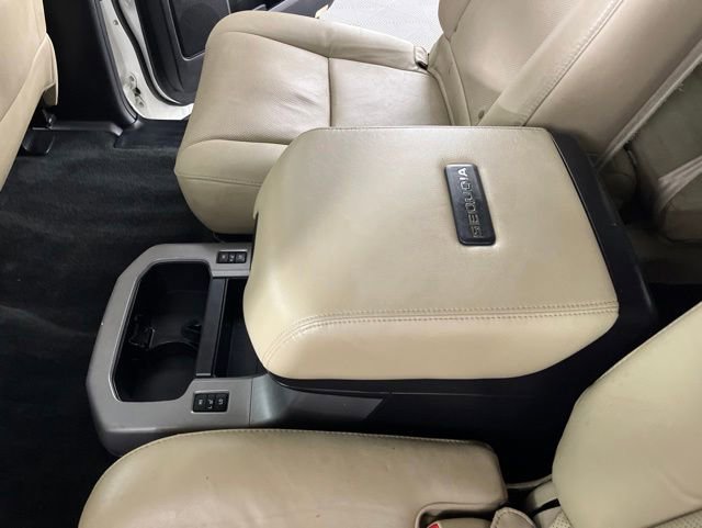Used 2017 Toyota Sequoia Platinum RWD image 46