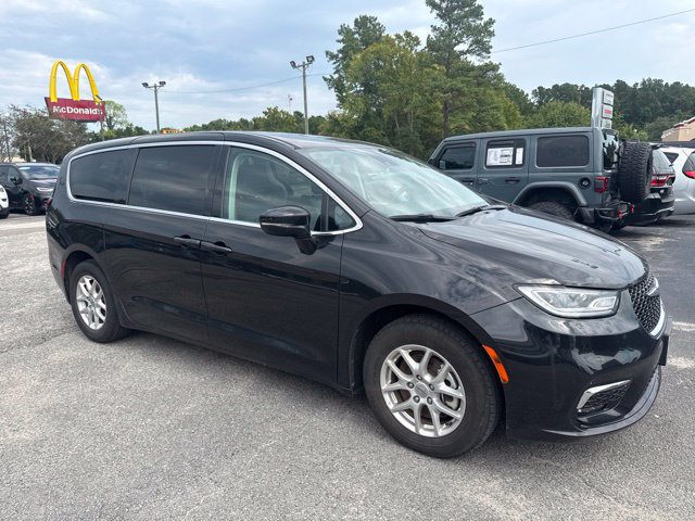 Used 2024 Chrysler Pacifica Touring-L