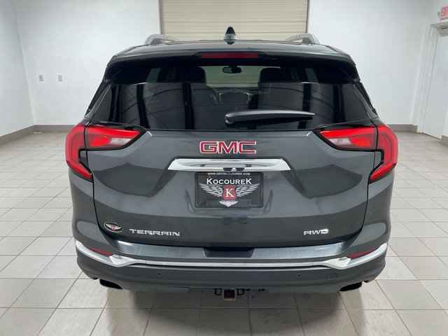 Used 2018 GMC Terrain SLT w/ GMC Pro Grade Package AWD/4WD image 5