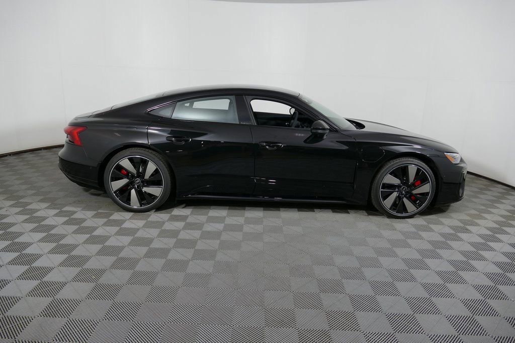 New 2026 Audi S e-tron GT Prestige image 2