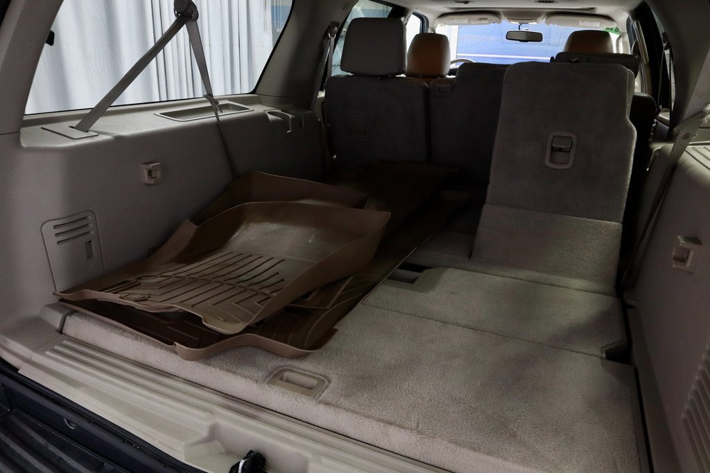 Used 2011 Ford Expedition EL XLT image 11