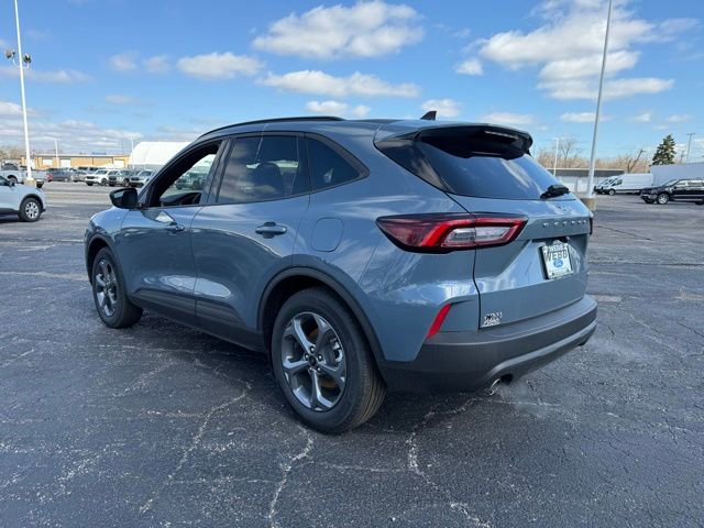 New 2025 Ford Escape ST-Line w/ Equipment Group 301A FWD image 6