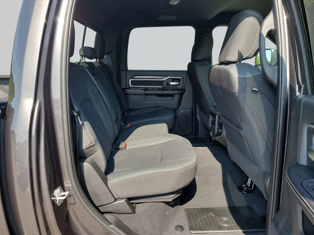 New 2026 RAM 3500 Big Horn AWD/4WD image 35
