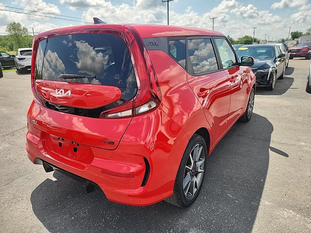 Used 2022 Kia Soul GT-Line FWD image 3