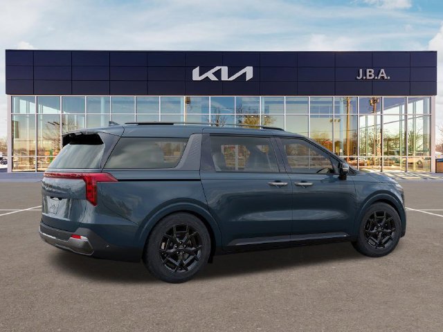New 2027 Kia Carnival SX w/ Dark Edition Package FWD image 6