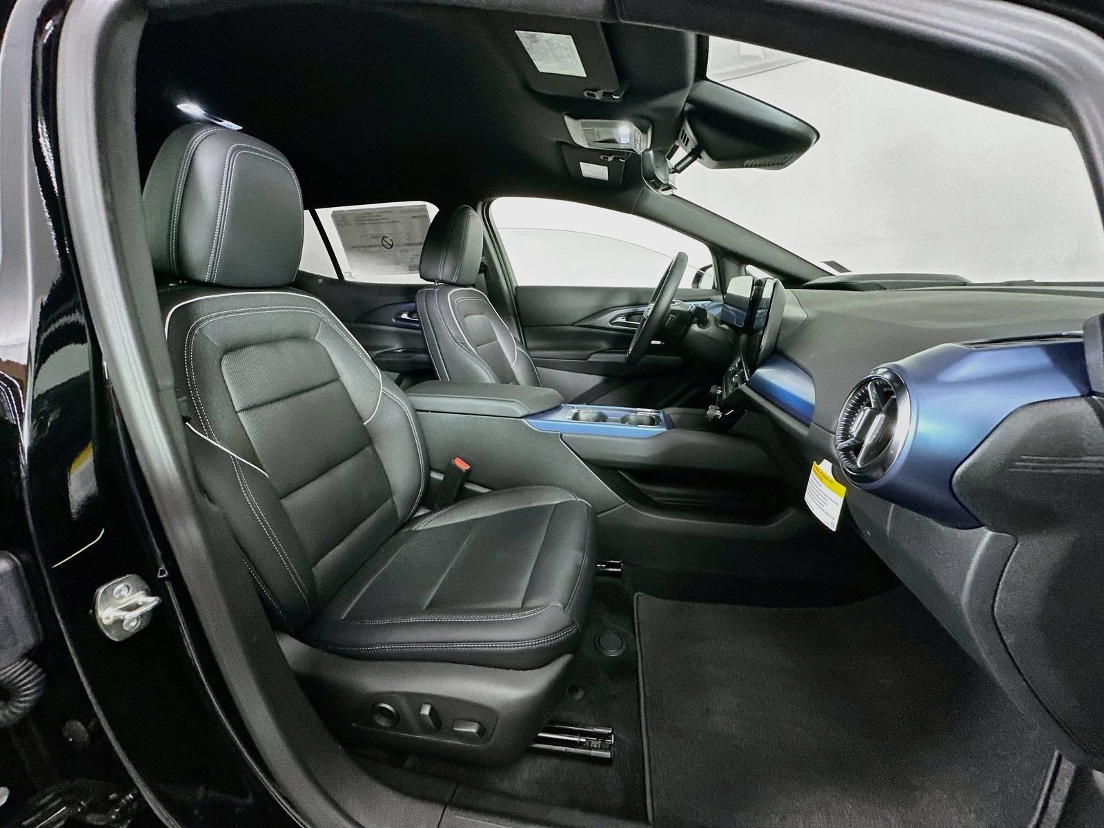 New 2026 Chevrolet Equinox EV LT w/ Active Safety Package 3 FWD image 29