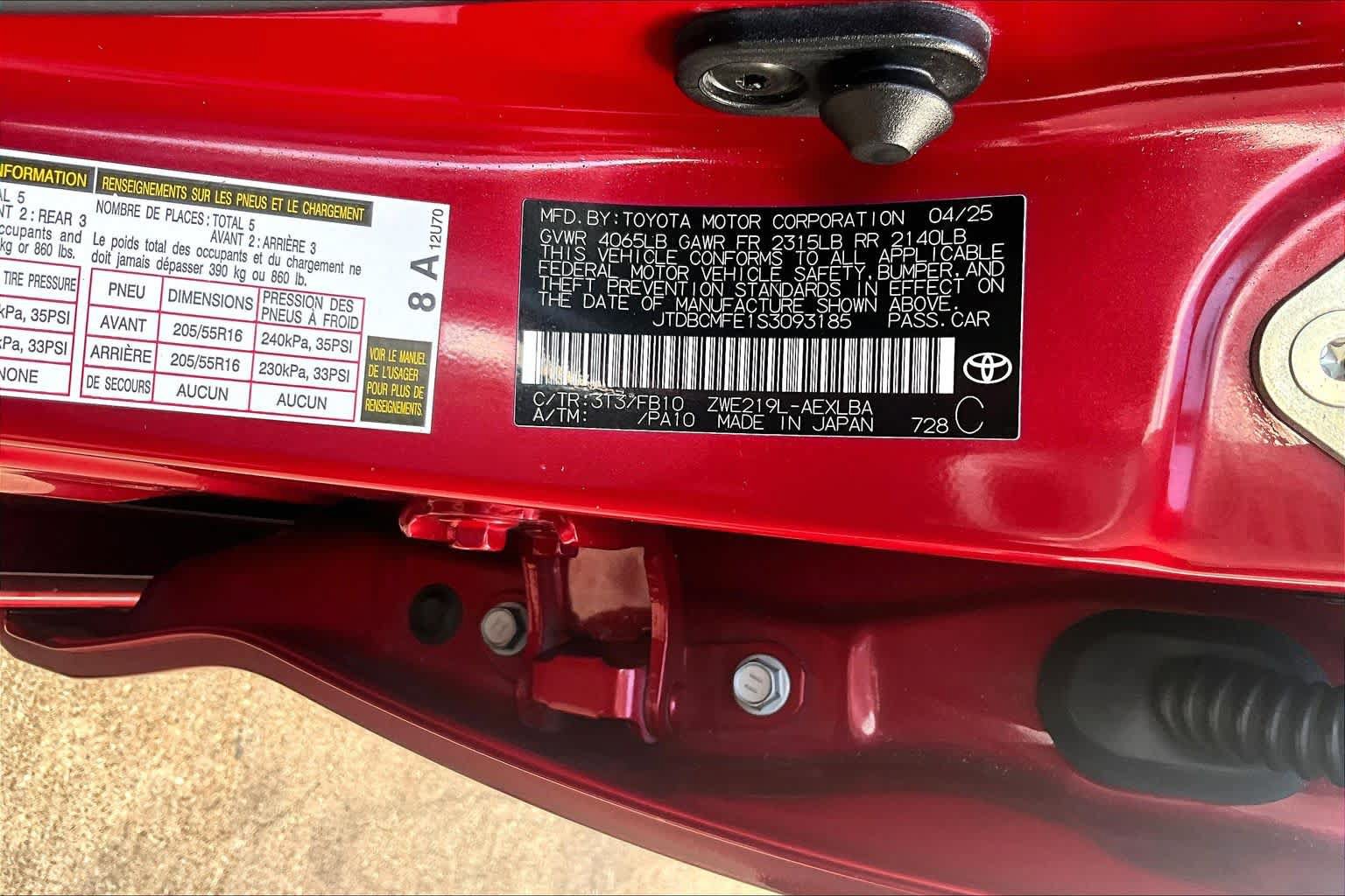 Used 2025 Toyota Corolla LE FWD image 34