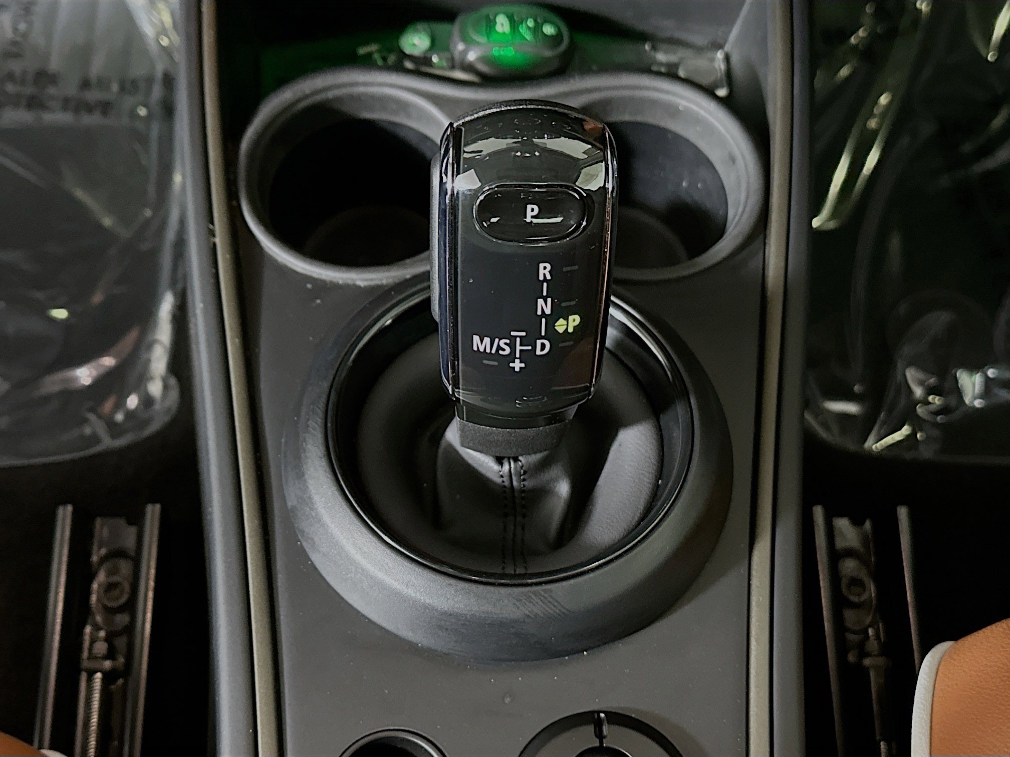 Used 2024 MINI Cooper Countryman S w/ Premium Package image 21