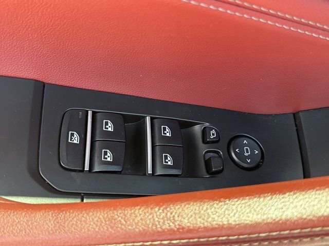 Used 2020 BMW X6 M50i AWD/4WD image 22