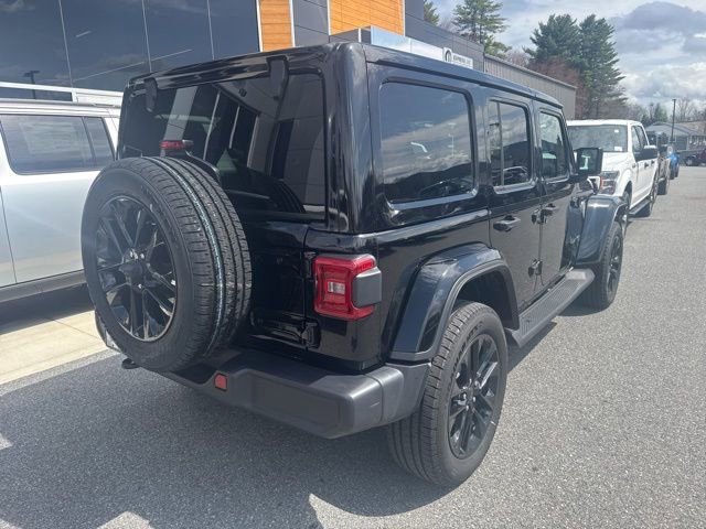 Certified 2025 Jeep Wrangler Unlimited Sahara AWD/4WD image 6