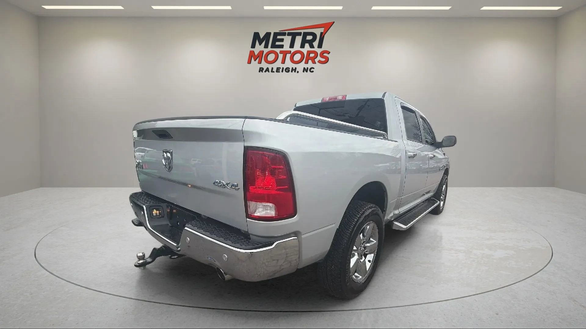 Used 2018 RAM 1500 Big Horn image 3