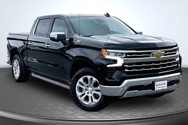 Used 2024 Chevrolet Silverado 1500 LTZ w/ LTZ Premium Package AWD/4WD image 3