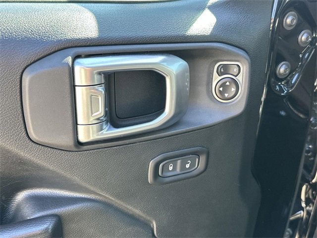 Used 2020 Jeep Gladiator Rubicon image 22