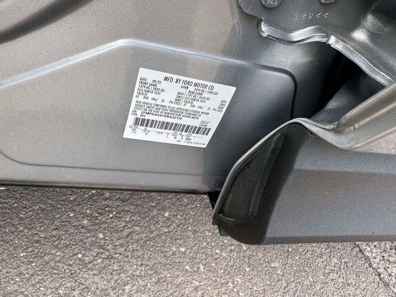 Certified 2024 Ford Edge SE image 24