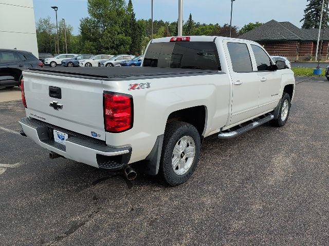 Used 2017 Chevrolet Silverado 1500 LT w/ All Star Edition AWD/4WD image 7