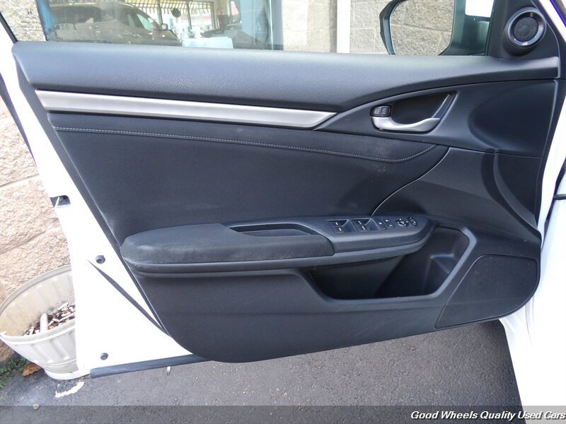 Used 2018 Honda Civic EX image 22
