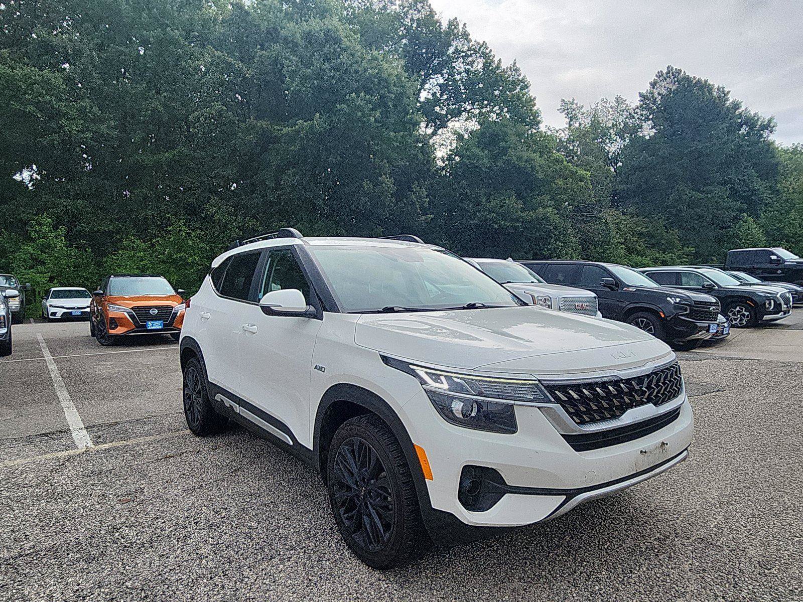 Used 2022 Kia Seltos Nightfall Edition AWD/4WD image 7
