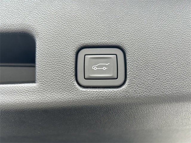 New 2026 Chevrolet Traverse Z71 w/ Driver Confidence Package image 19