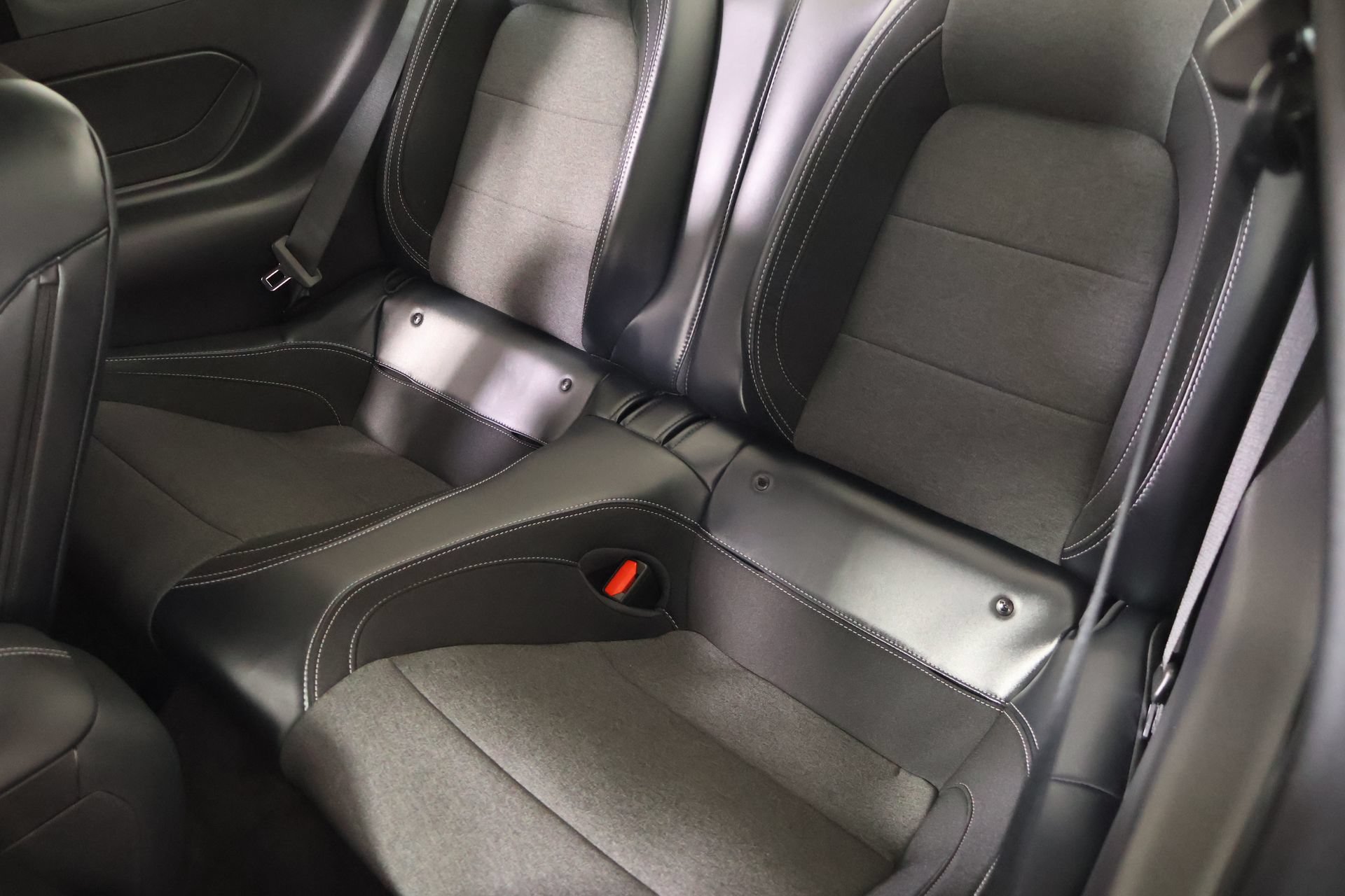 Used 2025 Ford Mustang Coupe RWD image 12