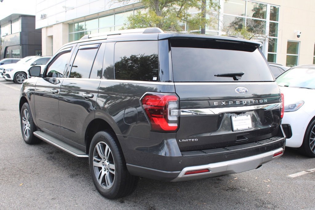 Used 2022 Ford Expedition Limited image 13