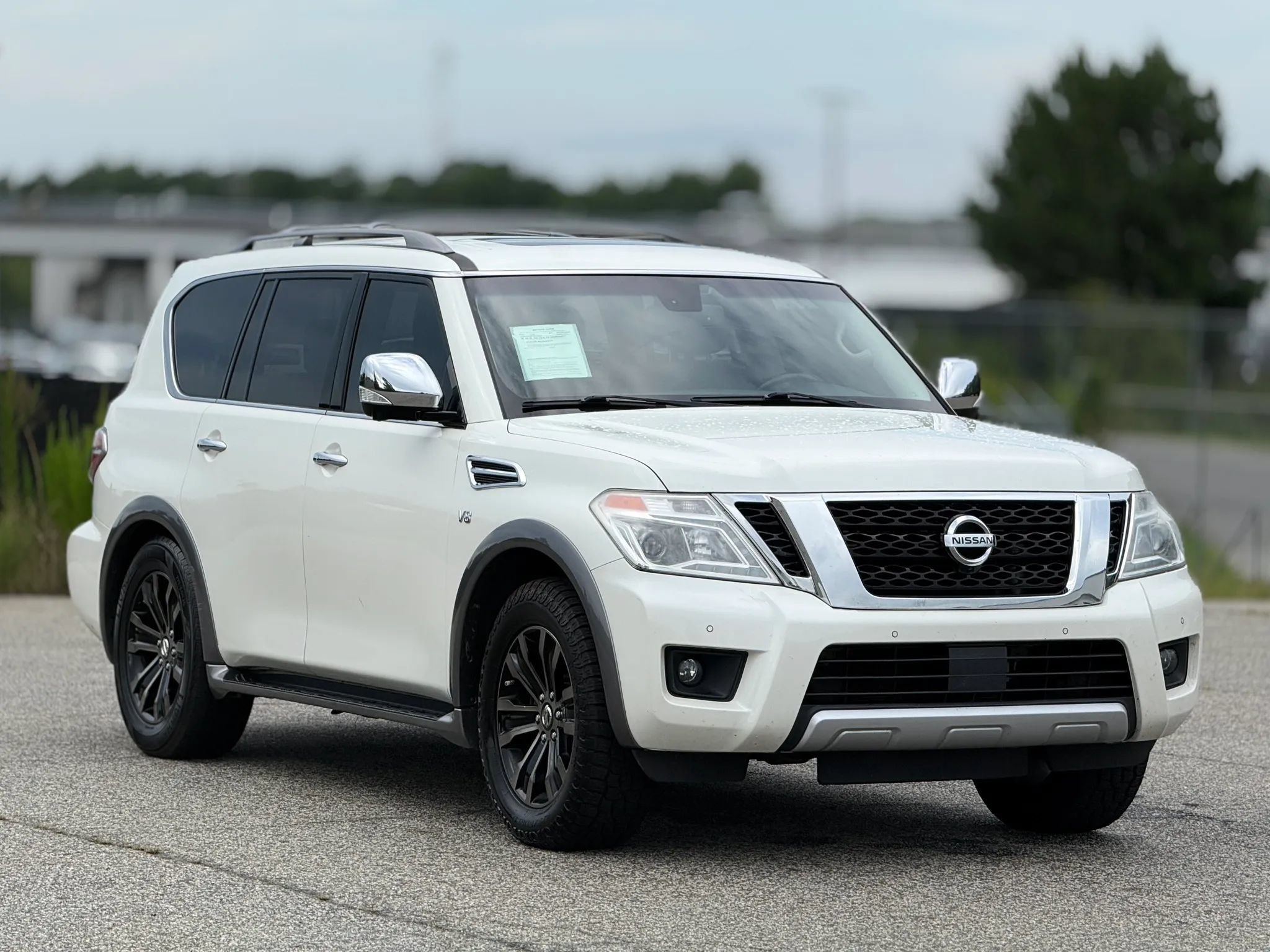 Used 2017 Nissan Armada Platinum RWD image 1