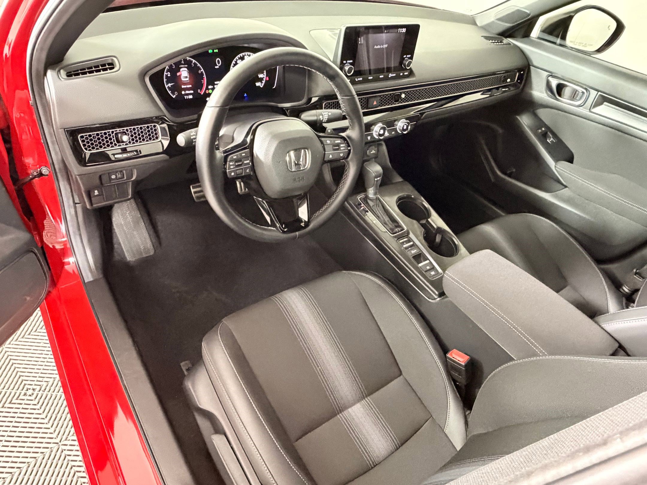 Certified 2025 Honda Civic Sport image 4