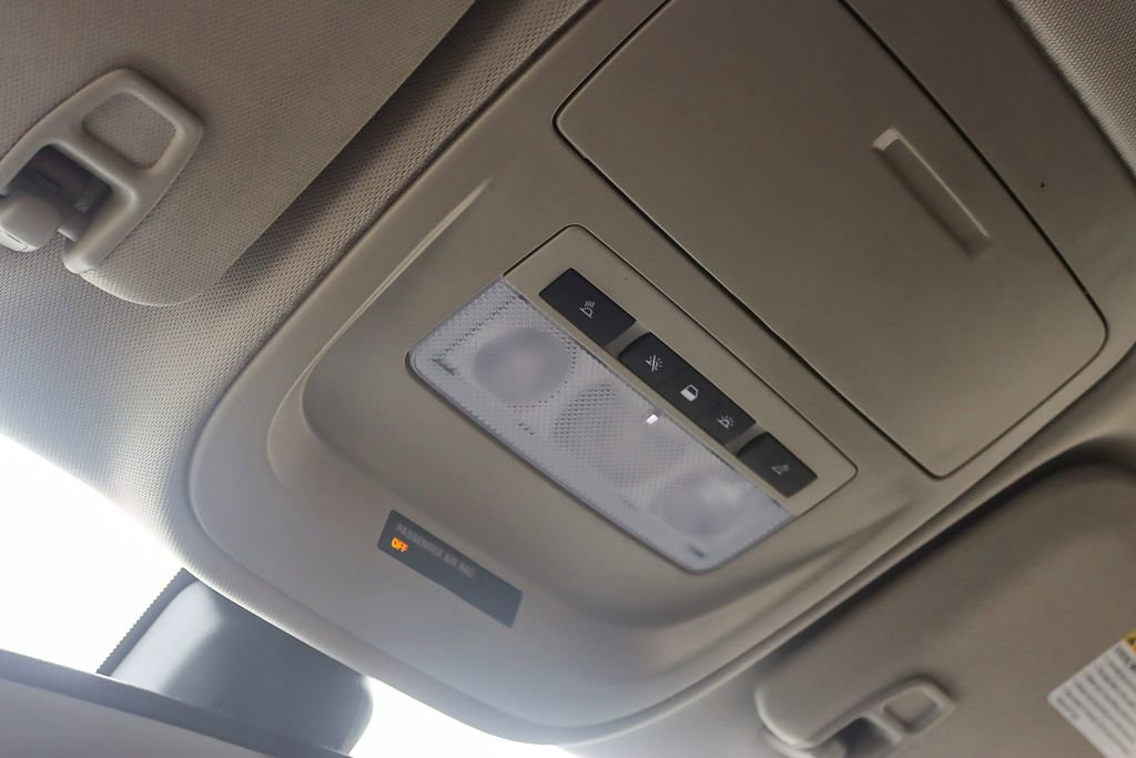 Used 2021 Chevrolet Colorado LT w/ Safety Package image 34