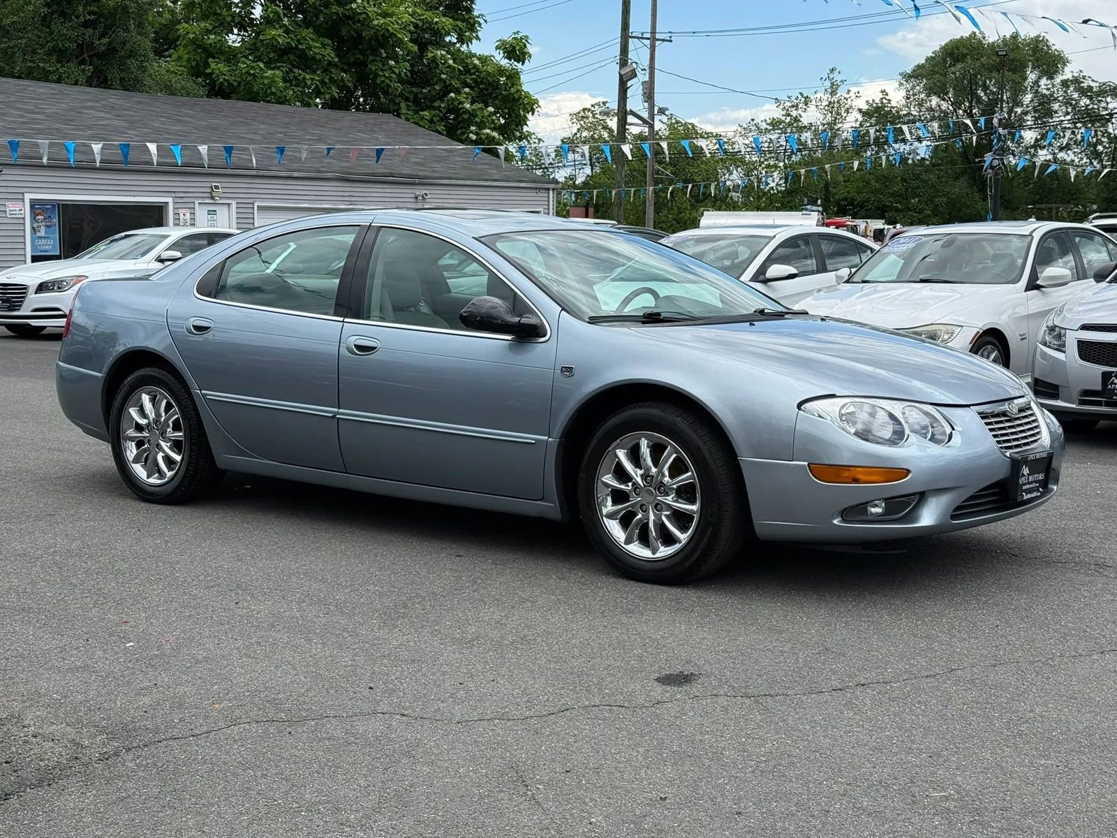 Used 2004 Chrysler 300M FWD image 13