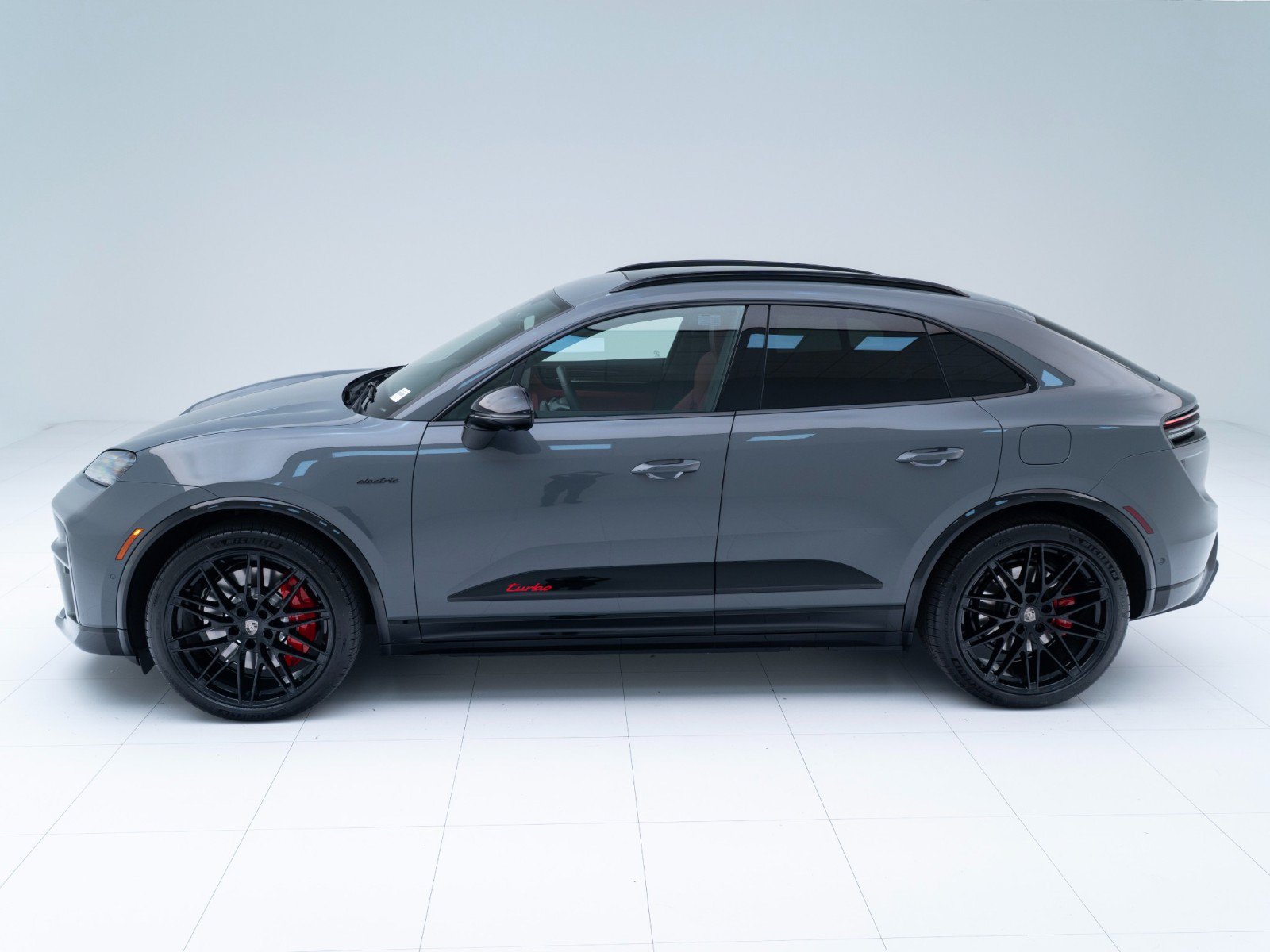 New 2026 Porsche Macan Turbo Electric AWD/4WD image 2