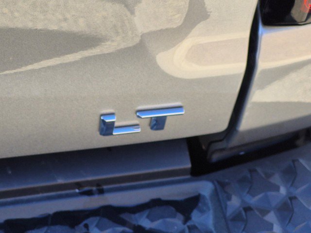 Used 2024 Chevrolet Colorado LT w/ LT Convenience Package II image 32