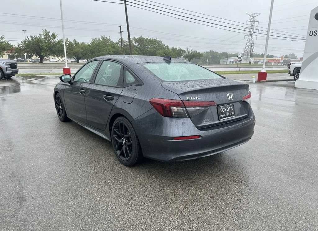 Used 2025 Honda Civic Sport image 5