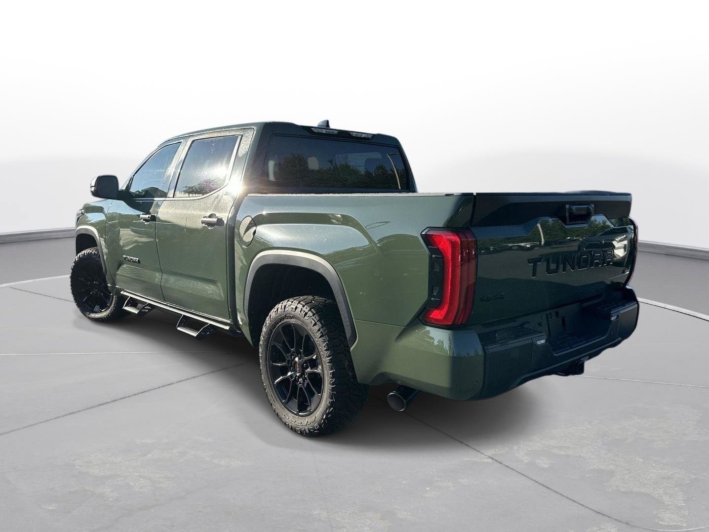 Used 2023 Toyota Tundra SR5 w/ SR5 Convenience Package AWD/4WD image 50